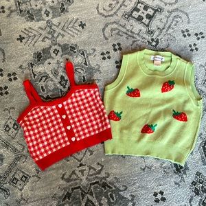 Set of two fun knit tanks